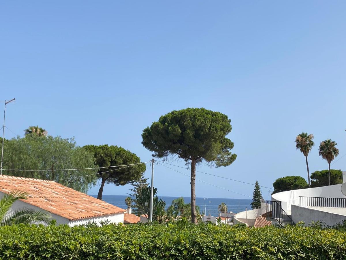 Villa Titti Residence La Bussola Fontane Bianche Extérieur photo